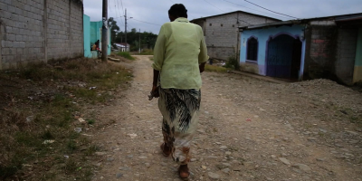 Lola, woman, mother, and internally displaced person. With support from JRS she is now a community organiser.