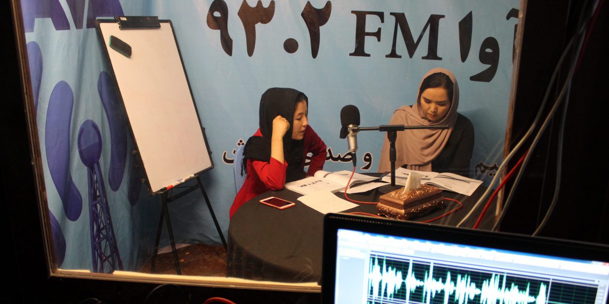 JRS Afghanistan is running English language lesson broadcasts on Herat-AVA radio station to reach marginalised communities.