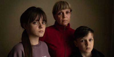 Kateryna and her children rìfound refuge in Poland after fleeing violence in Ukraine (Sergi Camara)