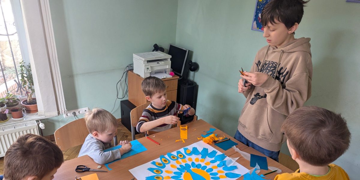 El JRS ofrece apoyo psicológico y un lugar al que llamar hogar, mientras las familias esperan para volver o continuar su viaje.