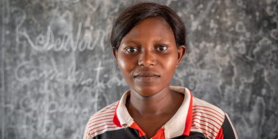 Jolivia sueña con ser mecánica y se inscribió en el centro de formación profesional del JRS en Bambari, República Centroafricana, para lograr su sueño.