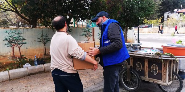 In the aftermath of the earthquakes that struck Syria, JRS staff distributed food and other items to families in need.
