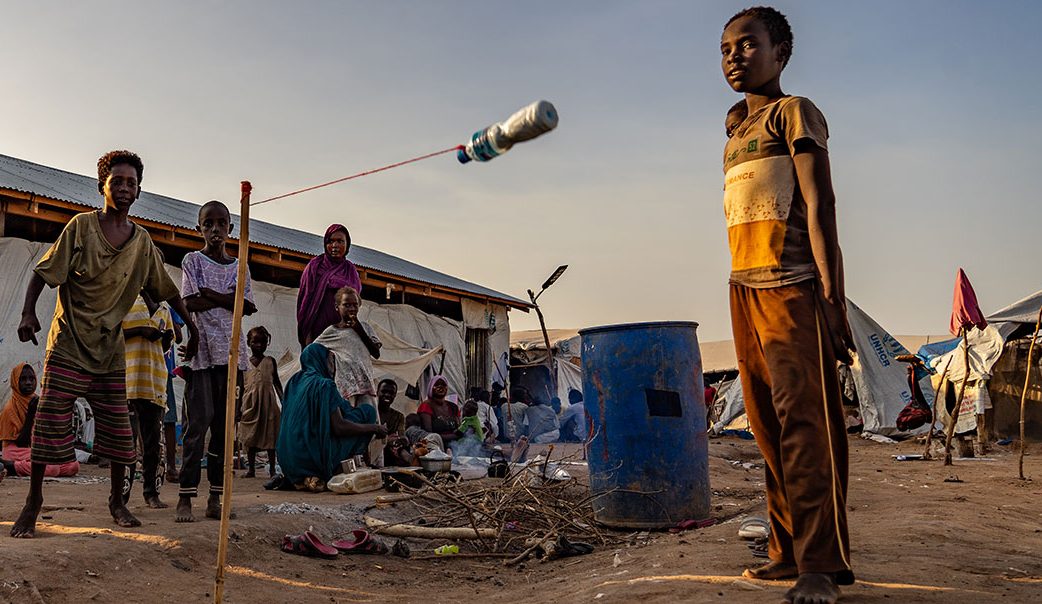 Children fleeing Sudan conflict