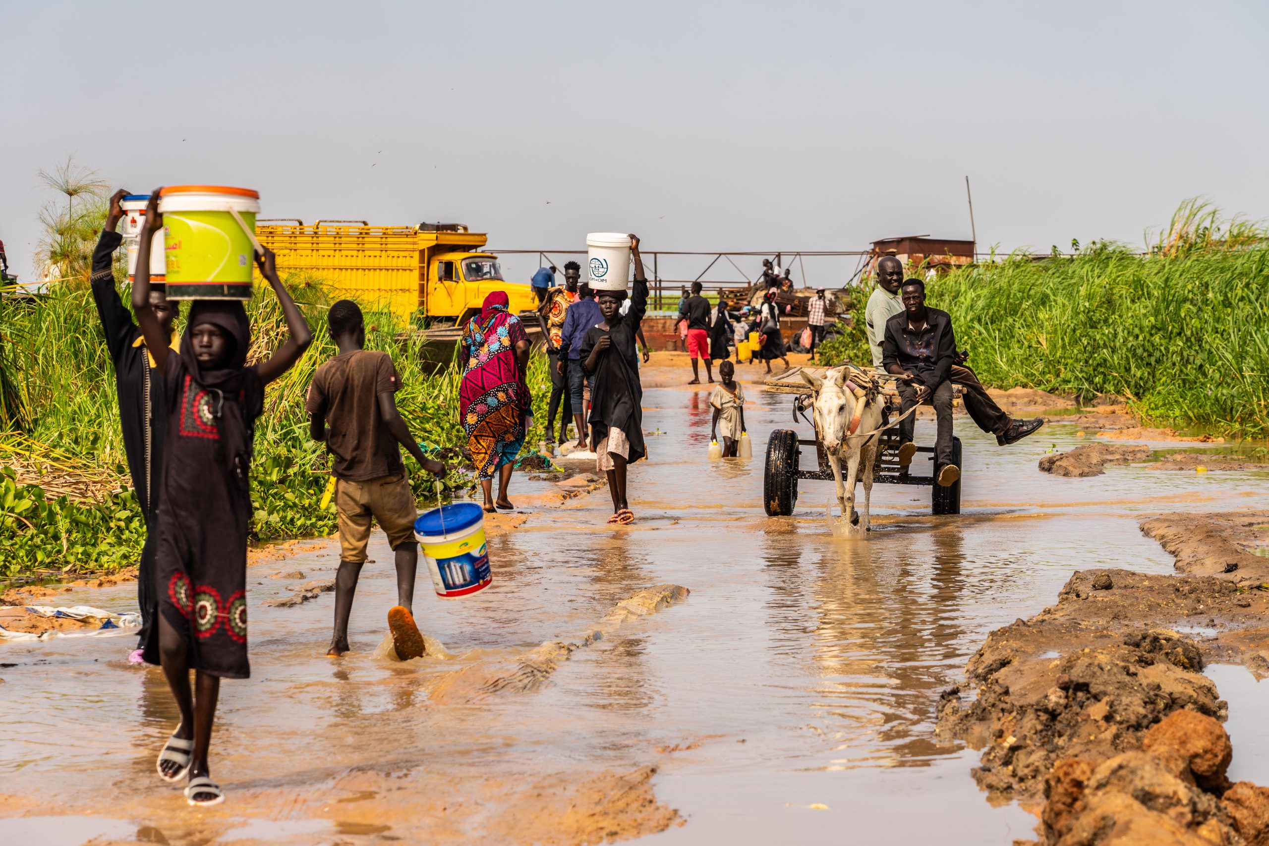 People fleeing from the Sudan conflict