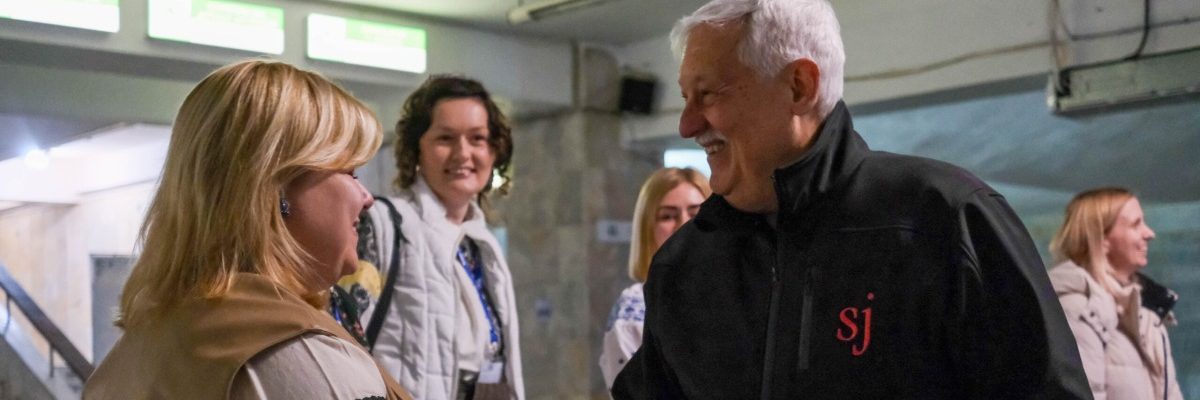 Fr. Arturo Sosa SJ, Superior General of the Society of Jesus, during a visit to JRS team in Ukraine in 2024 (JRS Europe/Society of Jesus)