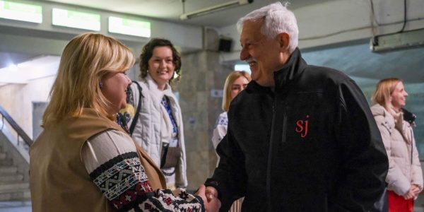 Fr. Arturo Sosa SJ, Superior General of the Society of Jesus, during a visit to JRS team in Ukraine in 2024 (JRS Europe/Society of Jesus)