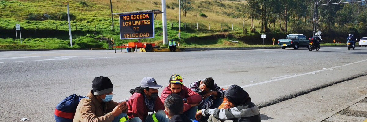 JRS provides humanitarian assistance to people on the move who have been forced to flee their homes. In this photo, our team in Colombia (Jesuit Refugee Service)